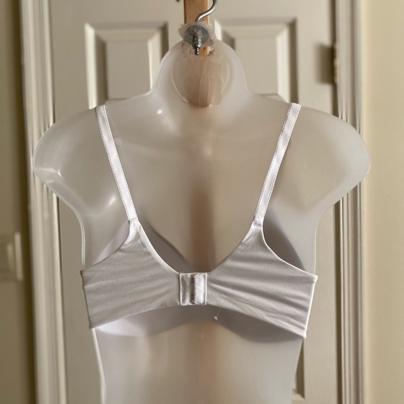 NWOT Maiden form - Woman’s white bra, Size: 34C - Picture 3 of 6
